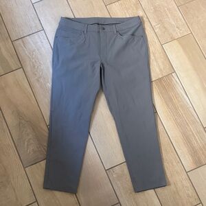lululemon athletica Men's Gray Chino Pants